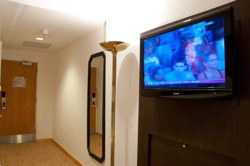 Oasis Hotel Kuwait City Exterior photo